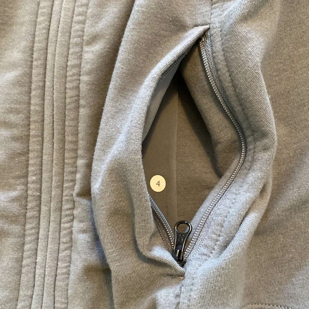 🍋Lululemon Take Ten soft hoodie in perfect condition! - Picture 4 of 6